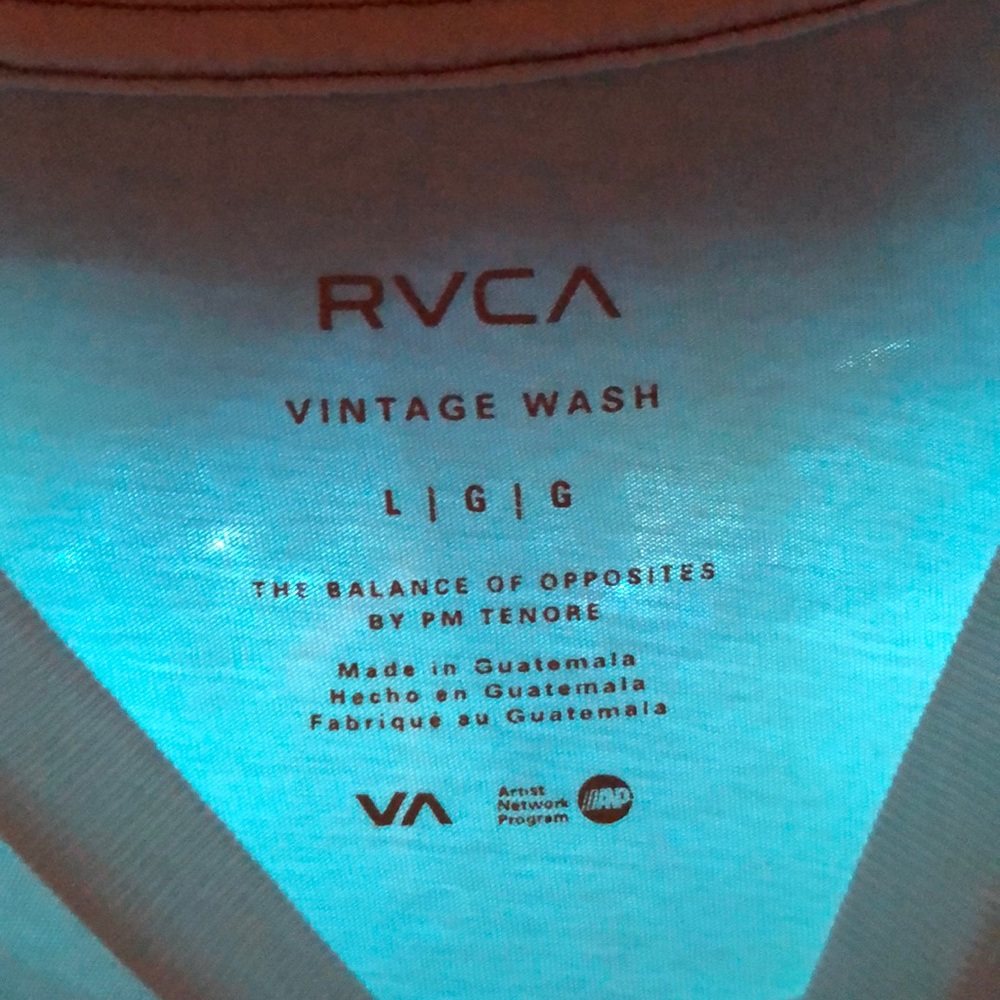 RVCA T shirt - Picture 2 of 2